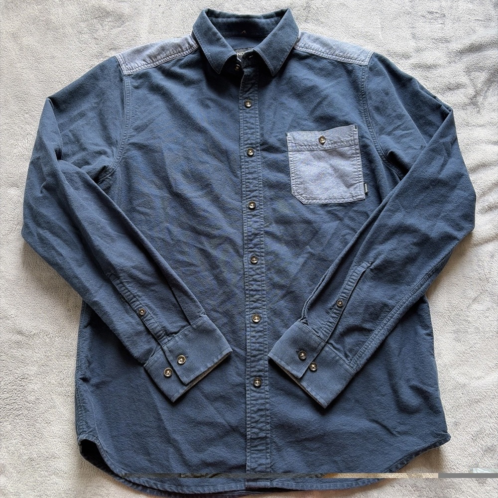 Nixon Shirt‎ Mens Medium Blue Long Sleeve Button Up Workwear